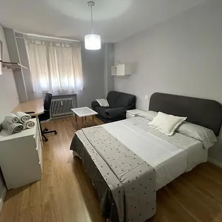 Apartment Piso Turistico Plaza Del Cine *