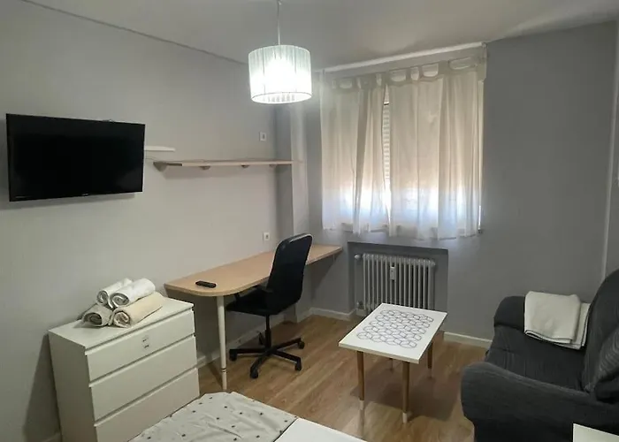 Piso Turistico Plaza Del Cine Ponferrada